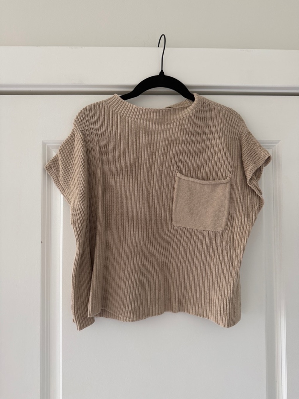 Women's Short-Sleeve Knit Top in Beige